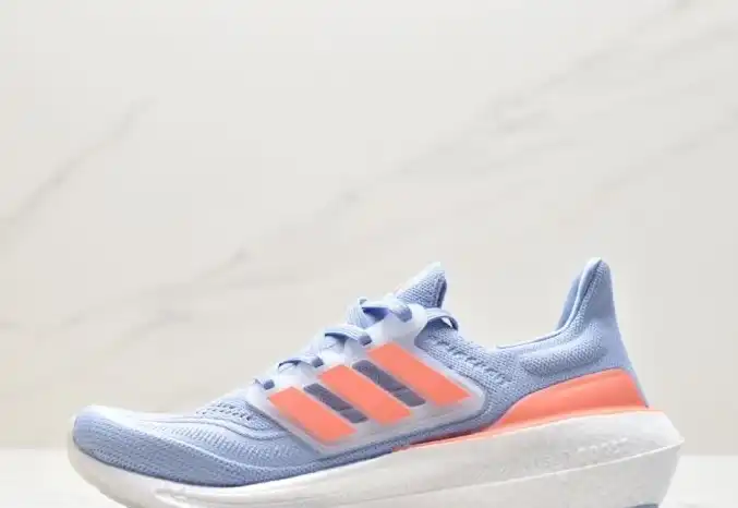 hype Adidas Sneakers