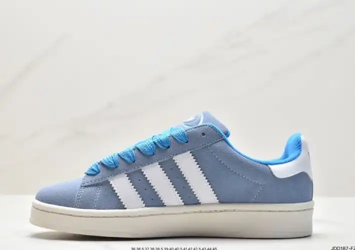 hype Adidas Sneakers