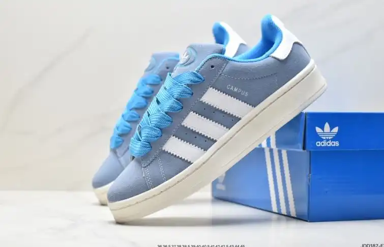 hype Adidas Sneakers