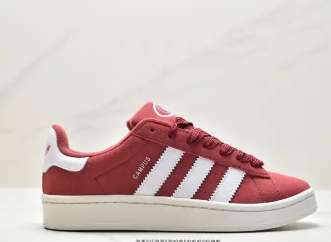 hype Adidas Sneakers