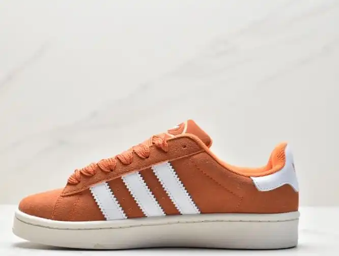 hype Adidas Sneakers