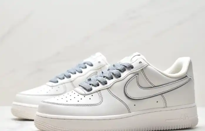 hype Nike Air Force 1