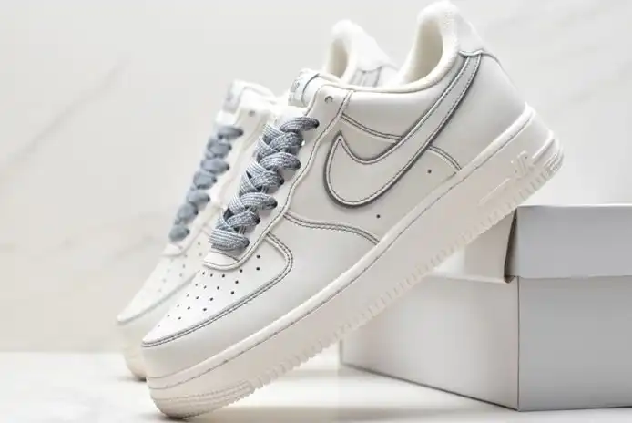 hype Nike Air Force 1