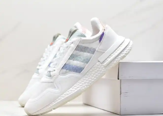 hype Adidas Sneakers