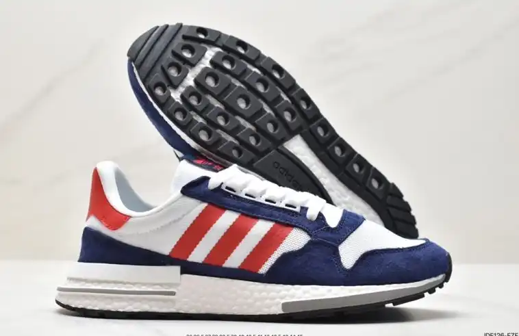 hype Adidas Sneakers