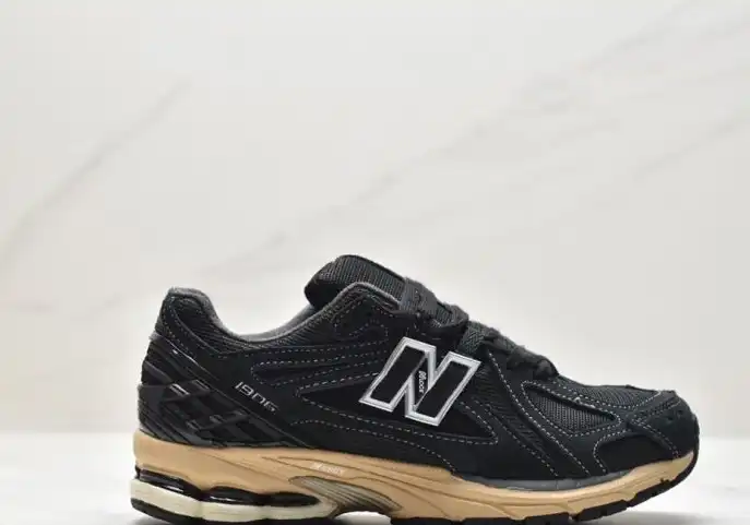 hype New Balance Sneakers