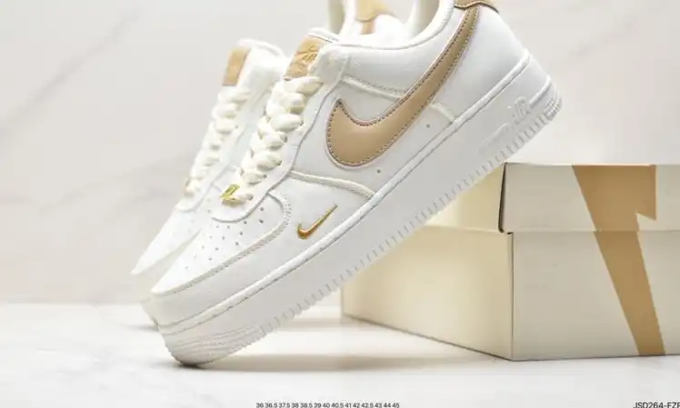 hype Nike Air Force 1