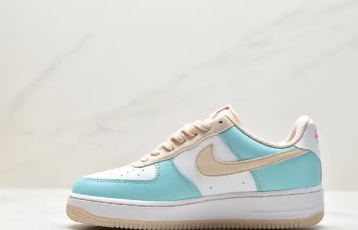 hype Nike Air Force 1