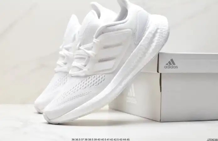 hype Adidas Sneakers