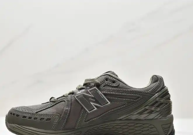 hype New Balance Sneakers