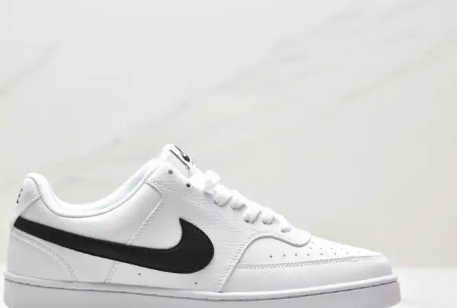 hype Nike Sneakers