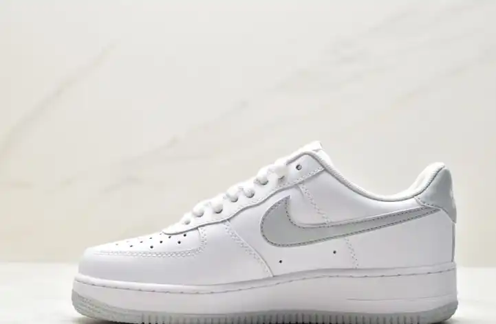 hype Nike Air Force 1