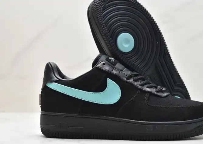 hype Nike Air Force 1