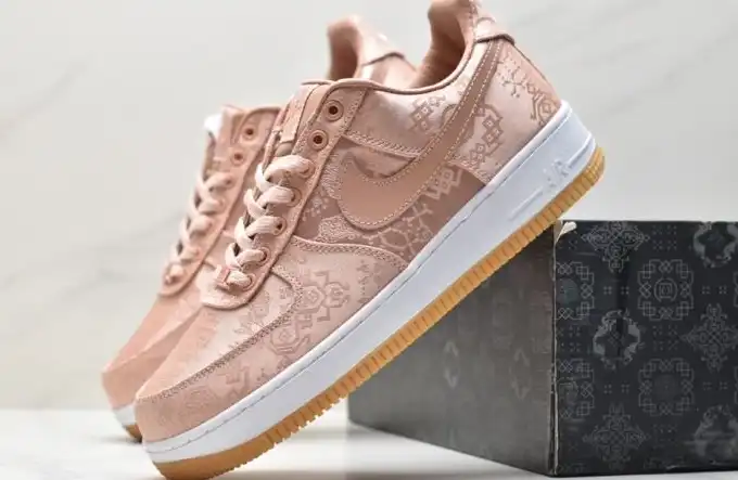 hype Nike Air Force 1