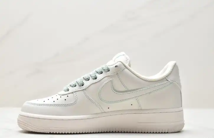 hype Nike Air Force 1