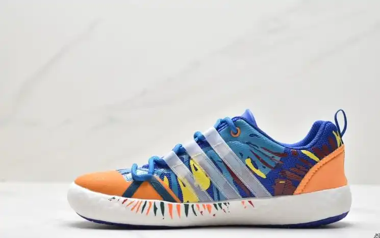 hype Adidas Sneakers