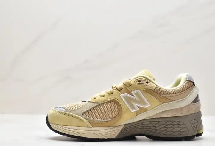 hype New Balance Sneakers