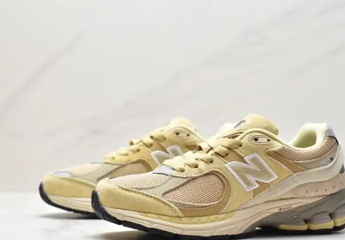 hype New Balance Sneakers