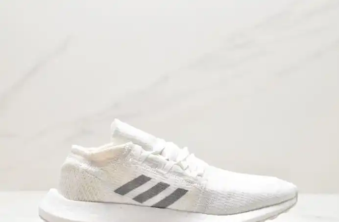 hype Adidas Sneakers