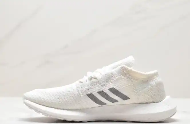 hype Adidas Sneakers