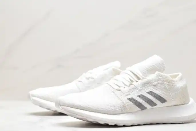 hype Adidas Sneakers