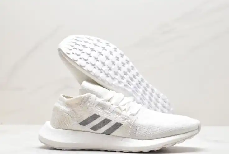 hype Adidas Sneakers