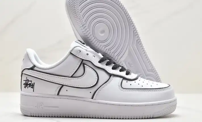 hype Nike Air Force 1