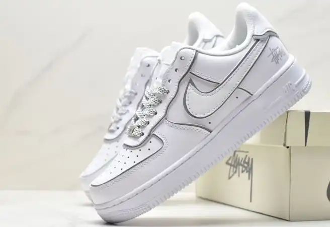 hype Nike Air Force 1