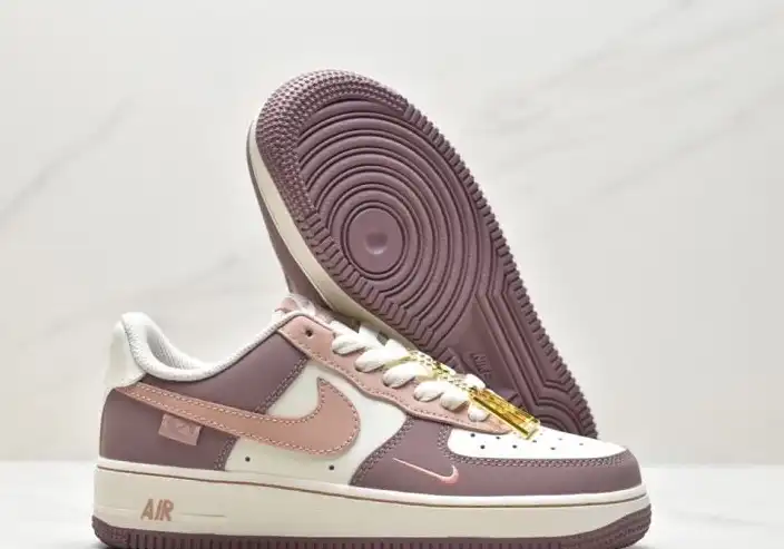 hype Nike Air Force 1