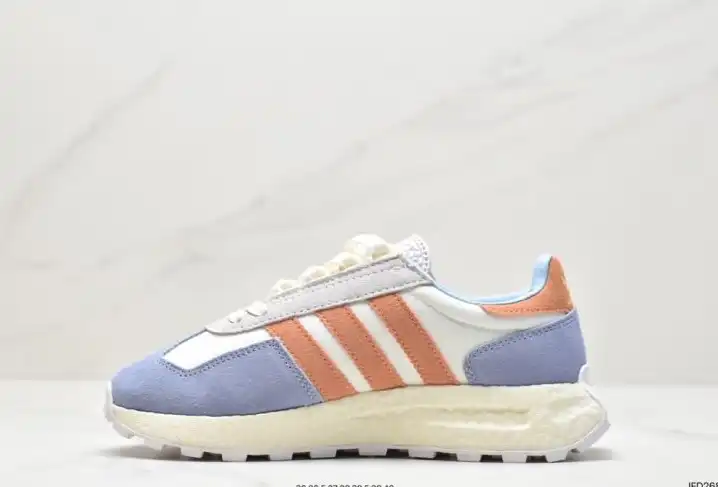 hype Adidas Sneakers