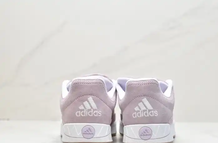 hype Adidas Sneakers