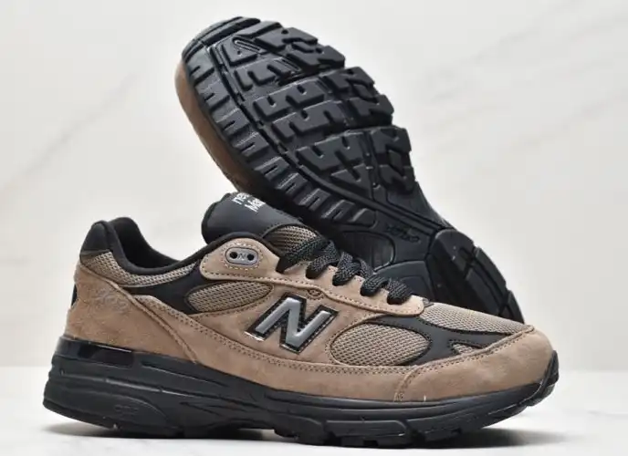 hype New Balance Sneakers