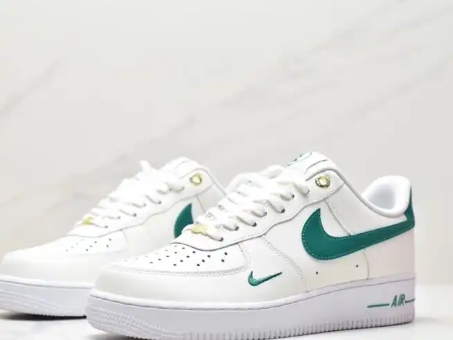 hype Nike Air Force 1