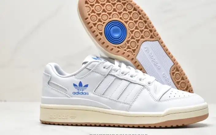 hype Adidas Sneakers