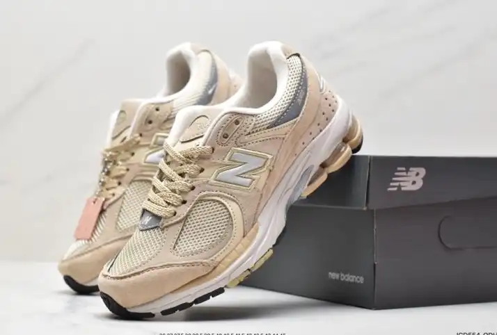 hype New Balance Sneakers