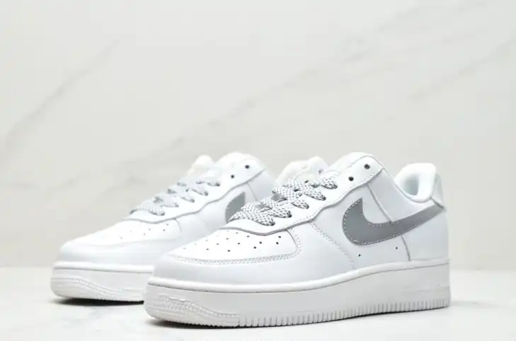 hype Nike Air Force 1