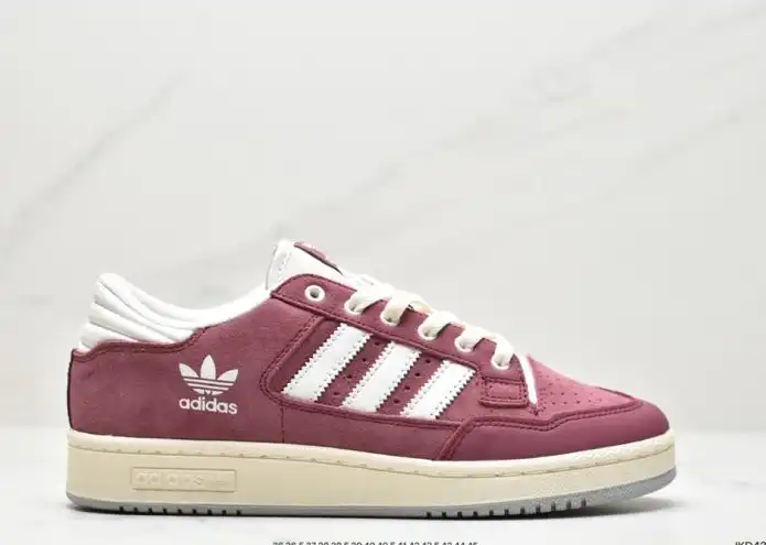 hype Adidas Sneakers