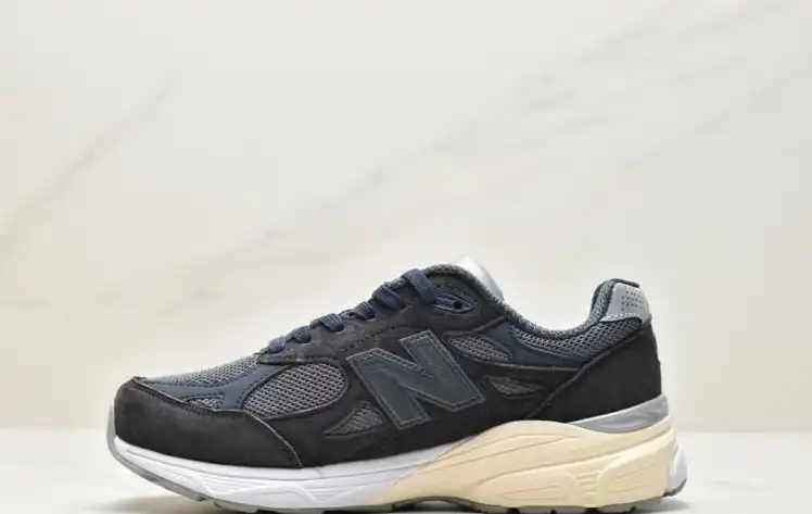 hype New Balance Sneakers