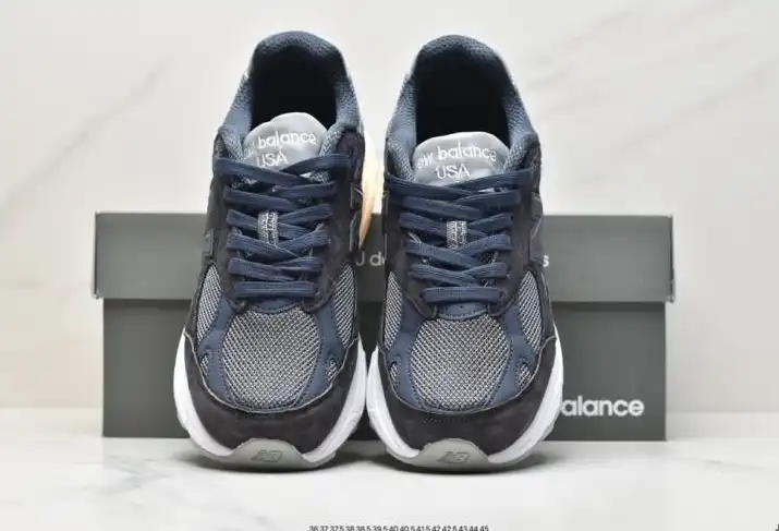 hype New Balance Sneakers