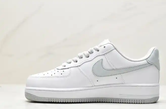 hype Nike Air Force 1