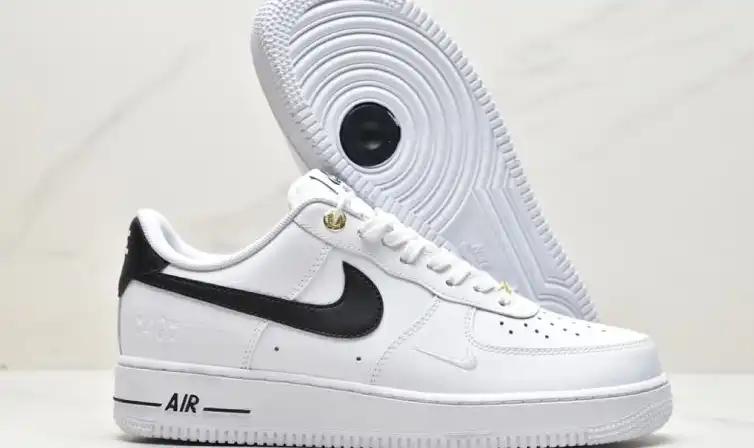 hype Nike Air Force 1