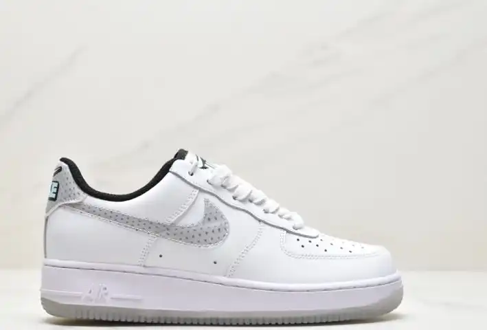 hype Nike Air Force 1