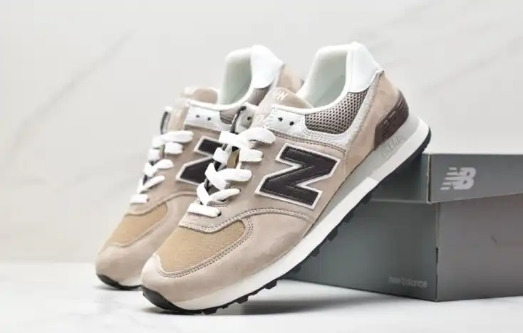 hype New Balance Sneakers