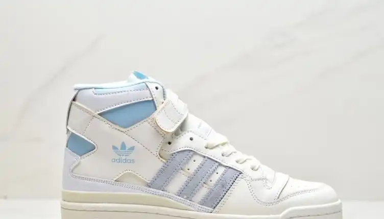 hype Adidas Sneakers