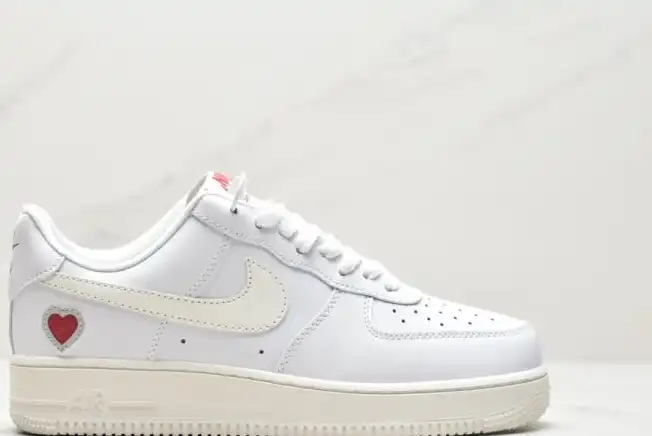 hype Nike Air Force 1