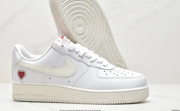 hype Nike Air Force 1