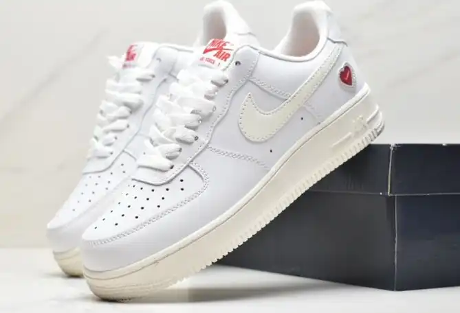 hype Nike Air Force 1