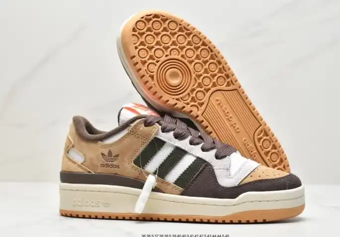 hype Adidas Sneakers