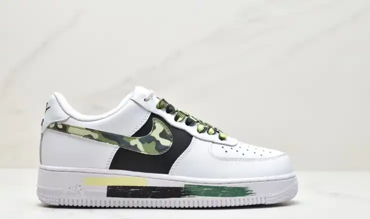 hype Nike Air Force 1