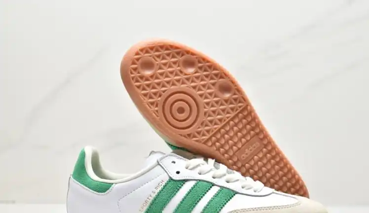 hype Adidas Sneakers